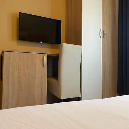 I Stevic Guest house 3*